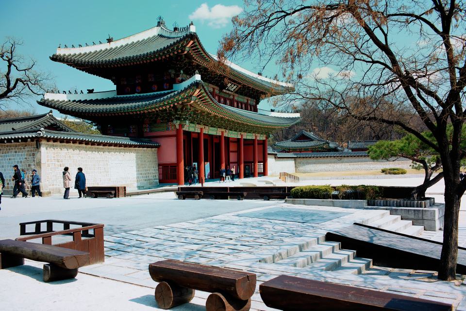 changdeokgeong palace entrance atraveldiary