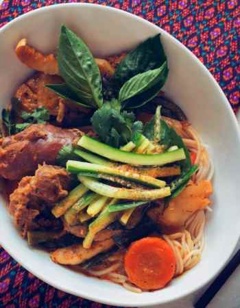 Cambodian Curry (Somlar Kari Saek Mouan)