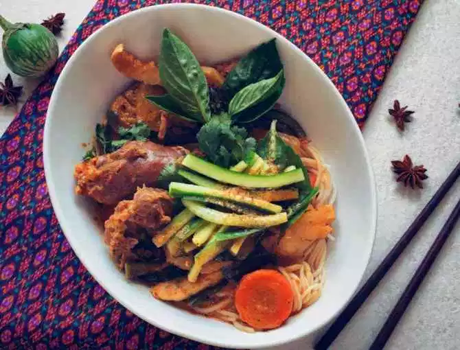 Cambodian Curry (Somlar Kari Saek Mouan)