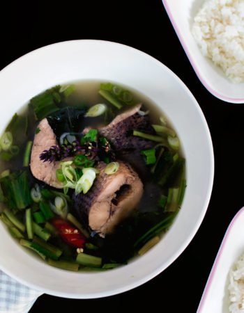 How to Make Cambodian Lime and Fish Soup (Sgnor Trey)