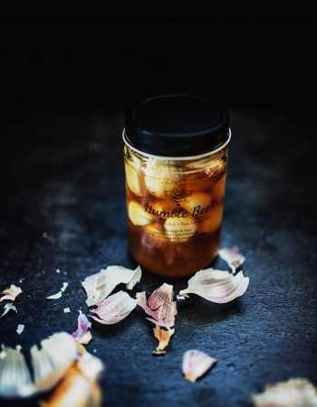 Garlic and Honey Fermentation: Garlic and Honey Benefits During Flu Season